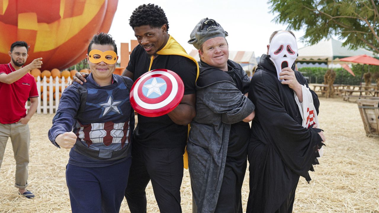 Off the Field: 49ers Players Embrace Halloween Spirit at Pumpkin Patch 