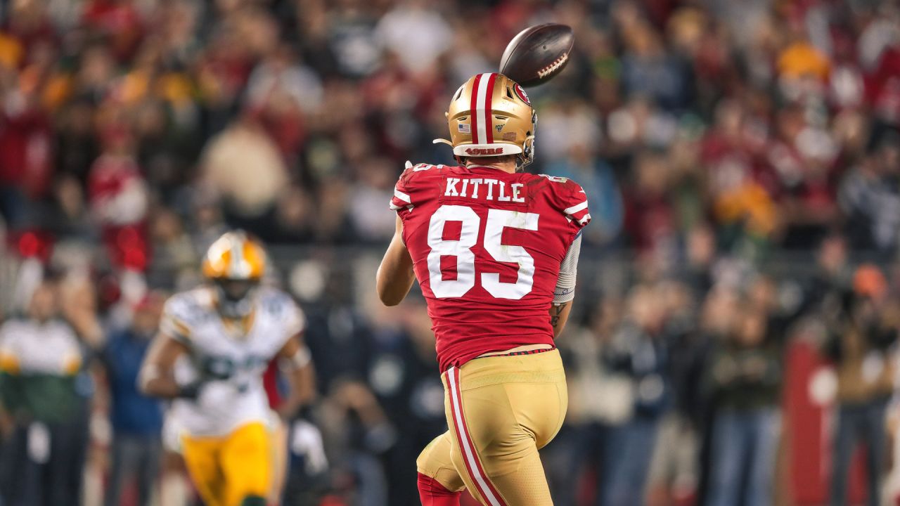 Cincinnati, OH, USA. 15th Sep, 2019. San Francisco 49ers tight end George  Kittle (85) runs after a catch during NFL football game action between the  San Francisco 49ers and the Cincinnati Bengals