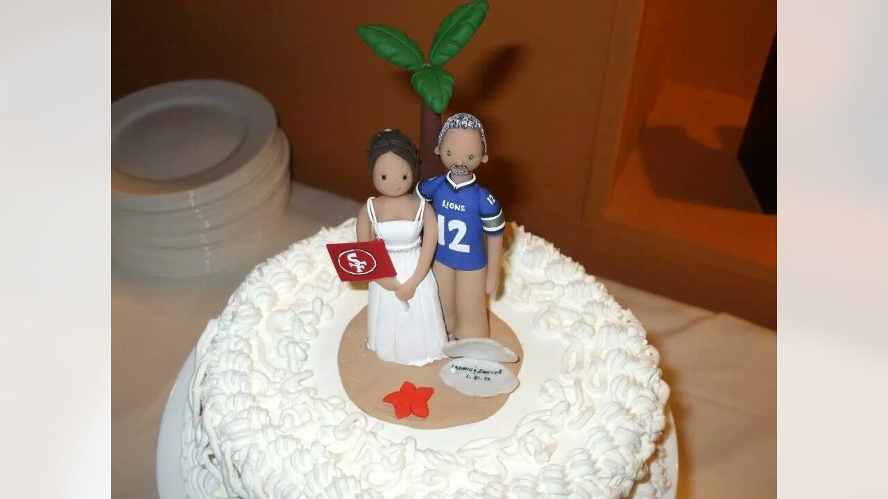 Wedding Cake Topper Tennessee Titans Football Themed Beautiful 