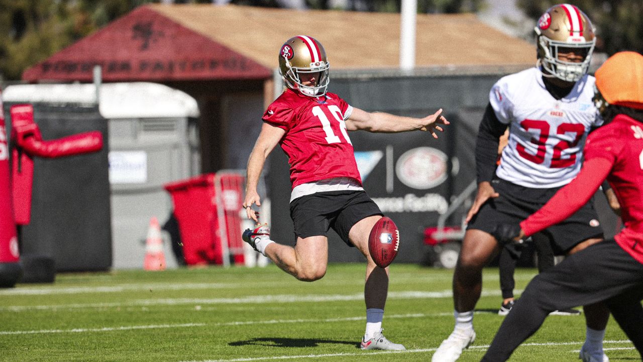 49ers Viaja a Los Ángeles para Enfrentar a Rams en el Último y