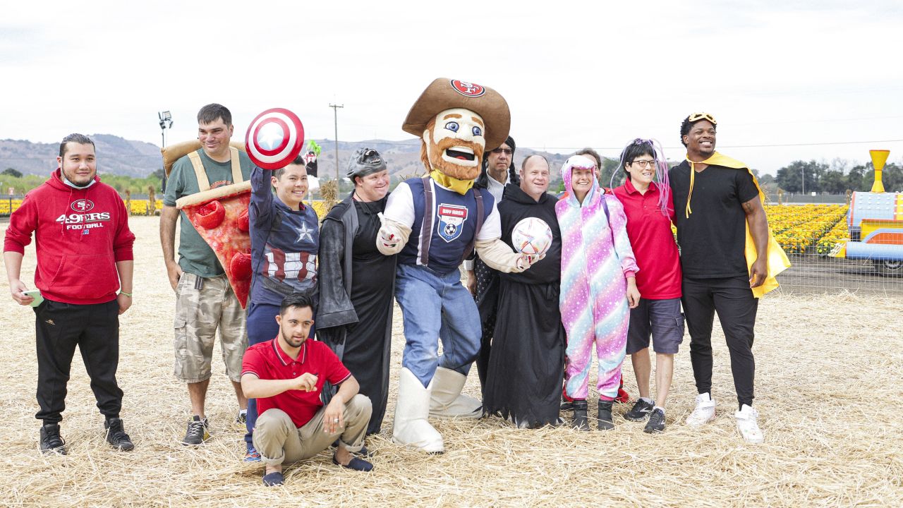 Off the Field: 49ers Players Embrace Halloween Spirit at Pumpkin Patch 