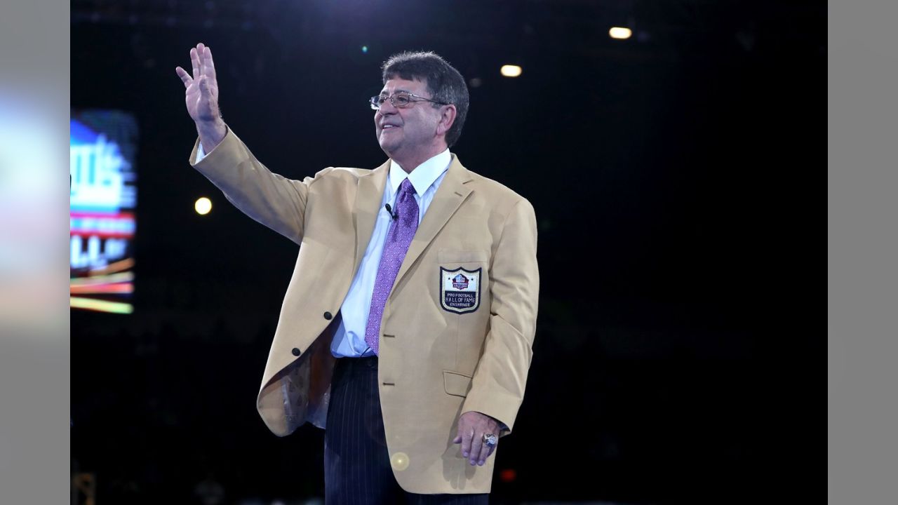 Edward DeBartolo Jr. is introduced at Gold Jacket Ceremony