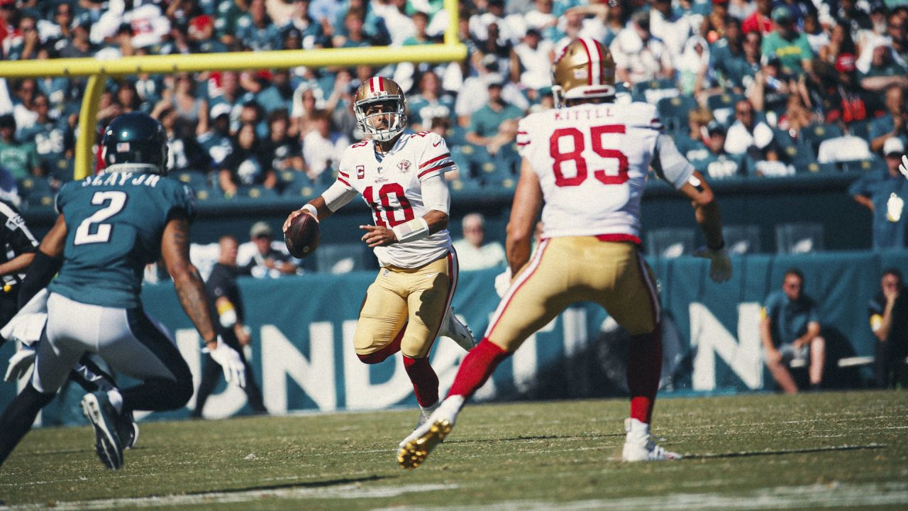 49ers angered by Deebo twist, pummel Seahawks