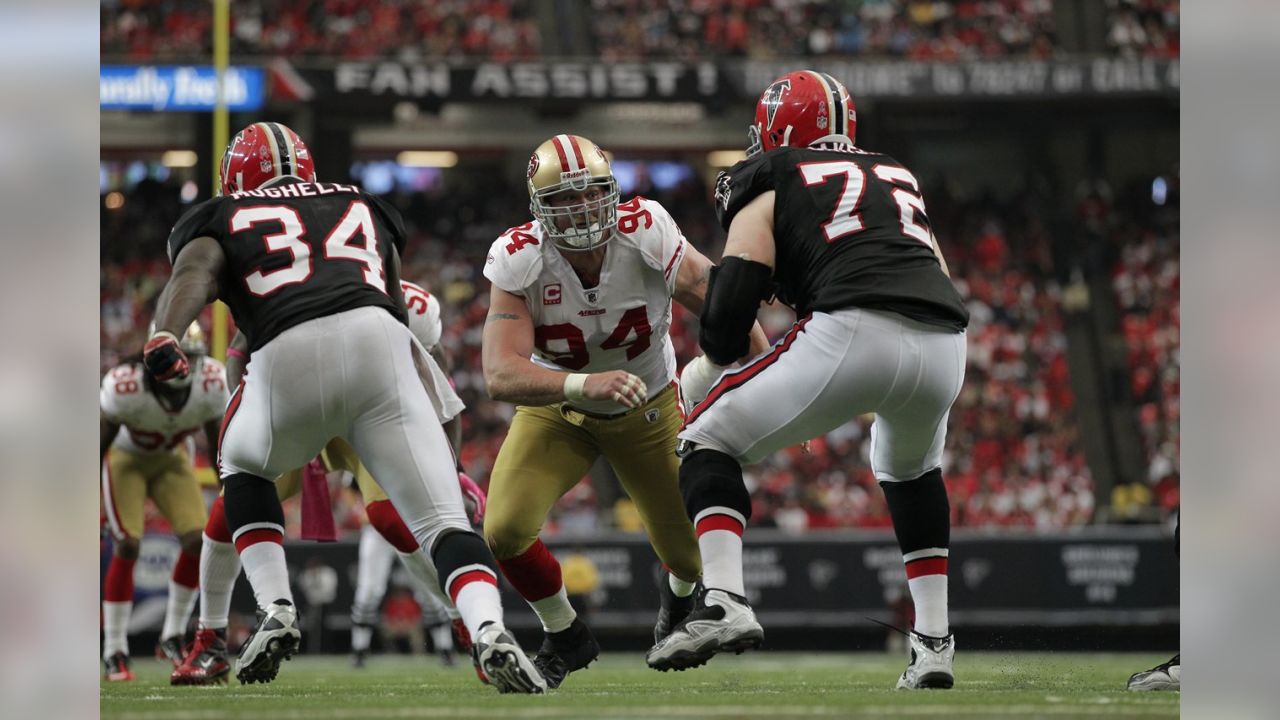 Justin Smith the Same 'Dude' after 14 NFL Seasons