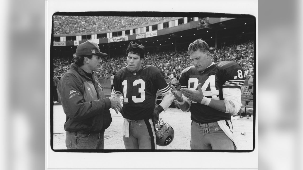 San Francisco, California, USA. 11th Dec, 1988. San Francisco 49ers vs New  Orleans Saints at Candlestick Park Sunday, December 11, 1988. 49ers beat  Saints 30-17. San Francisco 49er running back Roger Craig (