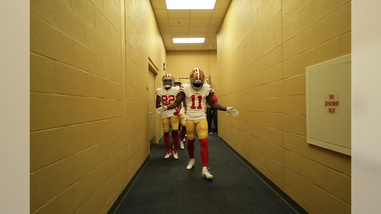 San Francisco 49ers safety Curtis Taylor in the third quarter of an NFL  preseason football game in Indianapolis, Sunday, Aug. 15, 2010. The 49ers  defeated the Colts 37-17. (AP Photo/Michael Conroy Stock