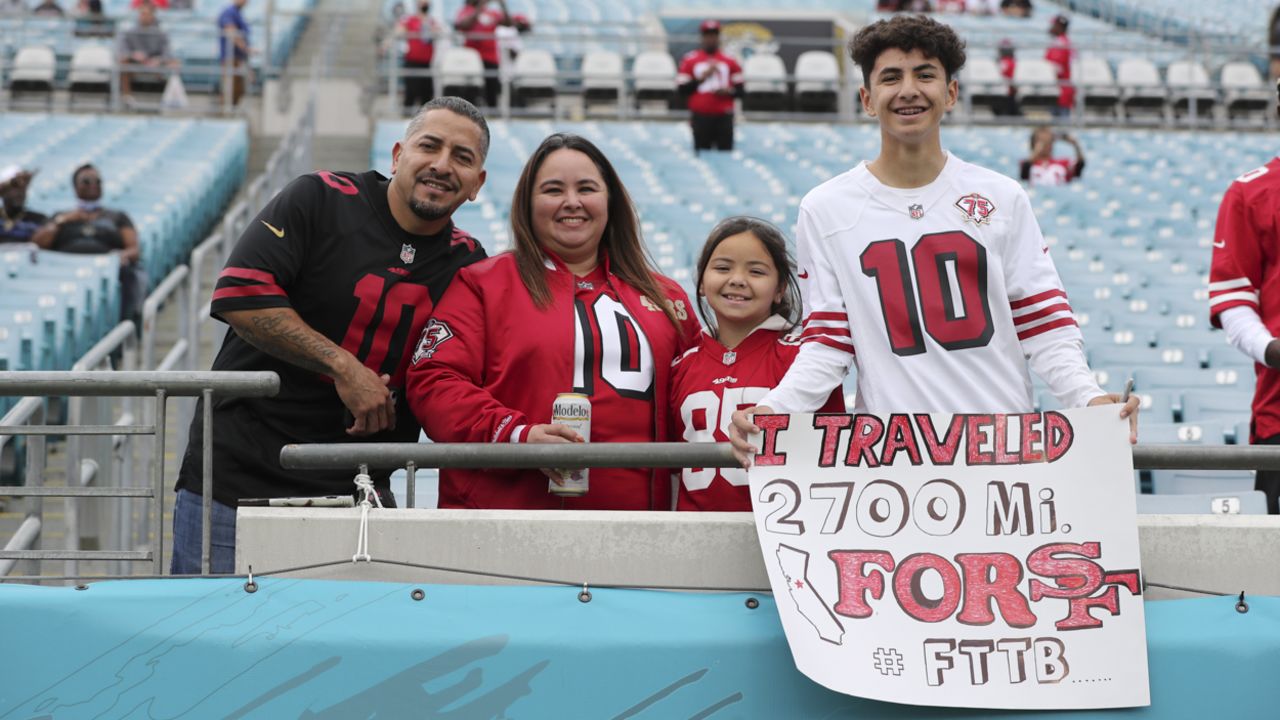 Traveling Faithful: 49ers Fans on the Road in 2021