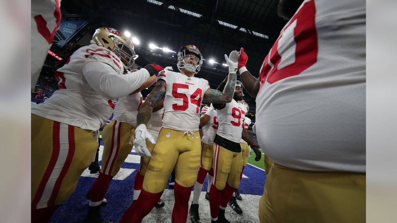 San Francisco 49ers safety Curtis Taylor in the third quarter of an NFL  preseason football game in Indianapolis, Sunday, Aug. 15, 2010. The 49ers  defeated the Colts 37-17. (AP Photo/Michael Conroy Stock