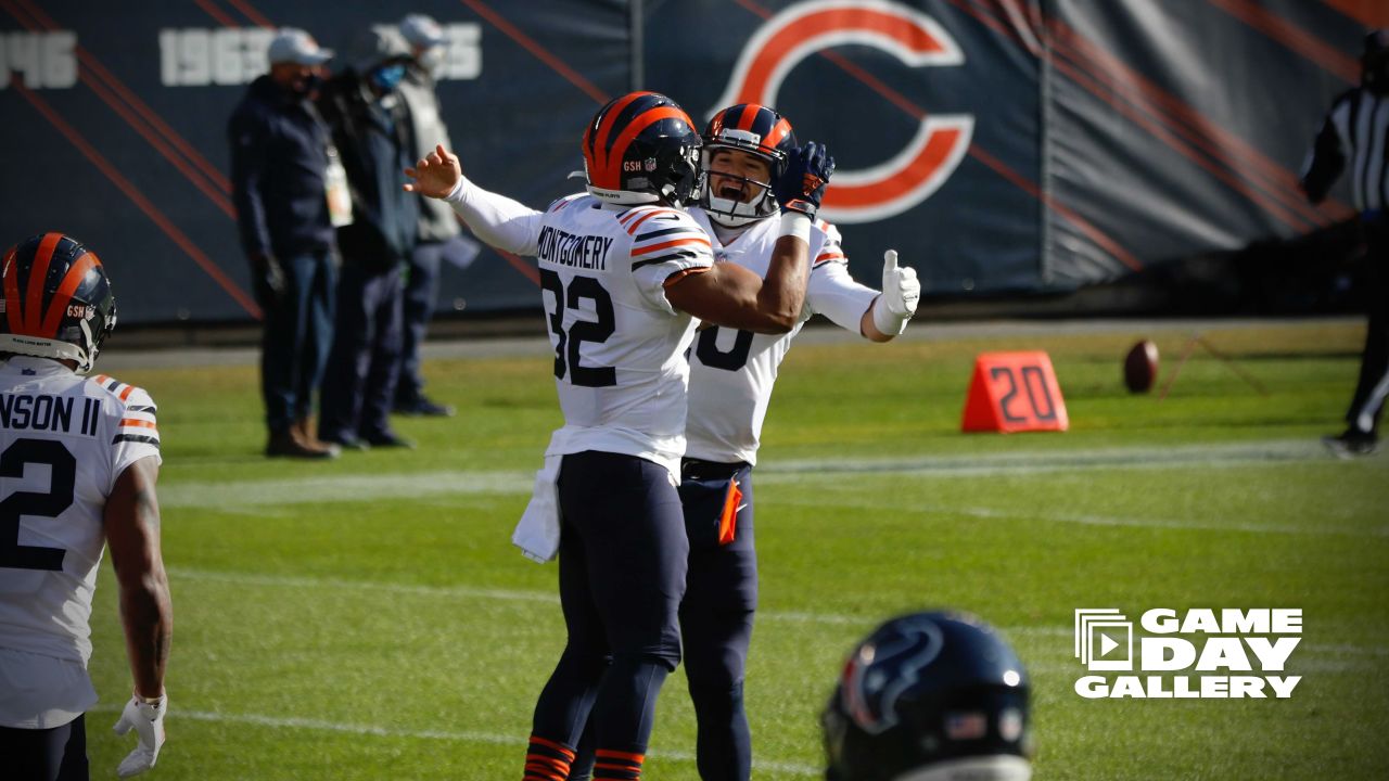 Bears Snap 6-Game Losing Streak, Blow Out Texans at Soldier Field – NBC  Chicago