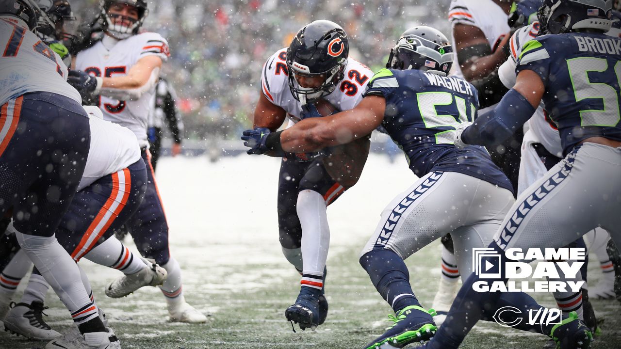 SUPER GALLERY: See Huge Seahawks VS Bears Pre-Season Gallery