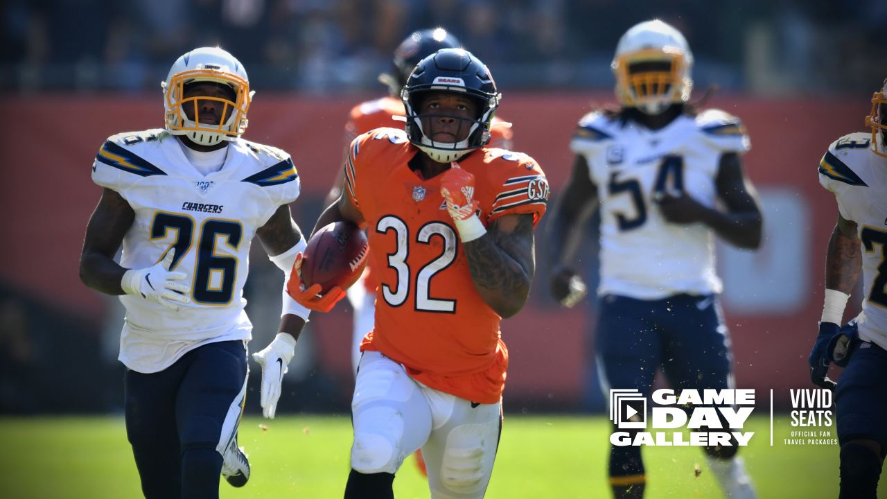 2019 NFL Chicago Bears establish the run, approach offensive mediocrity,  and lose on a field goal in 17 16 home loss to Los Angeles Chargers - Windy  City Gridiron