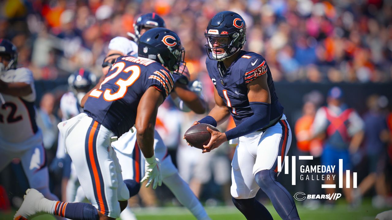 Gameday Gallery: Bears at Broncos