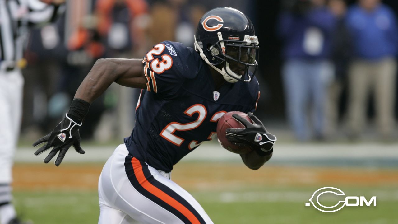 Chicago Bears WRs Robinson, Mooney receive Brian Piccolo Award