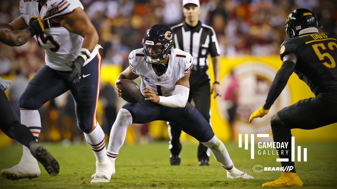 Gameday Gallery: Bears vs. Commanders