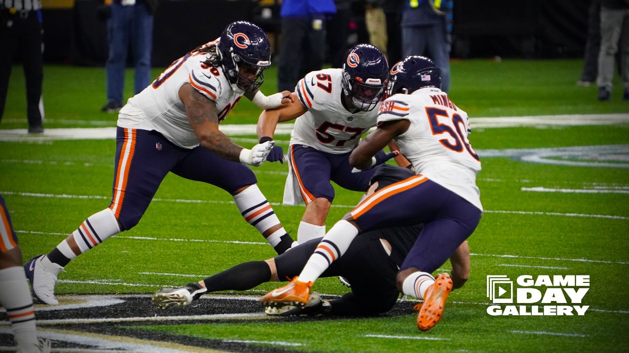 Chicago Bears WR Anthony Miller bites on C.J. Gardner-Johnson taunt, gets  ejected in playoff loss - ESPN