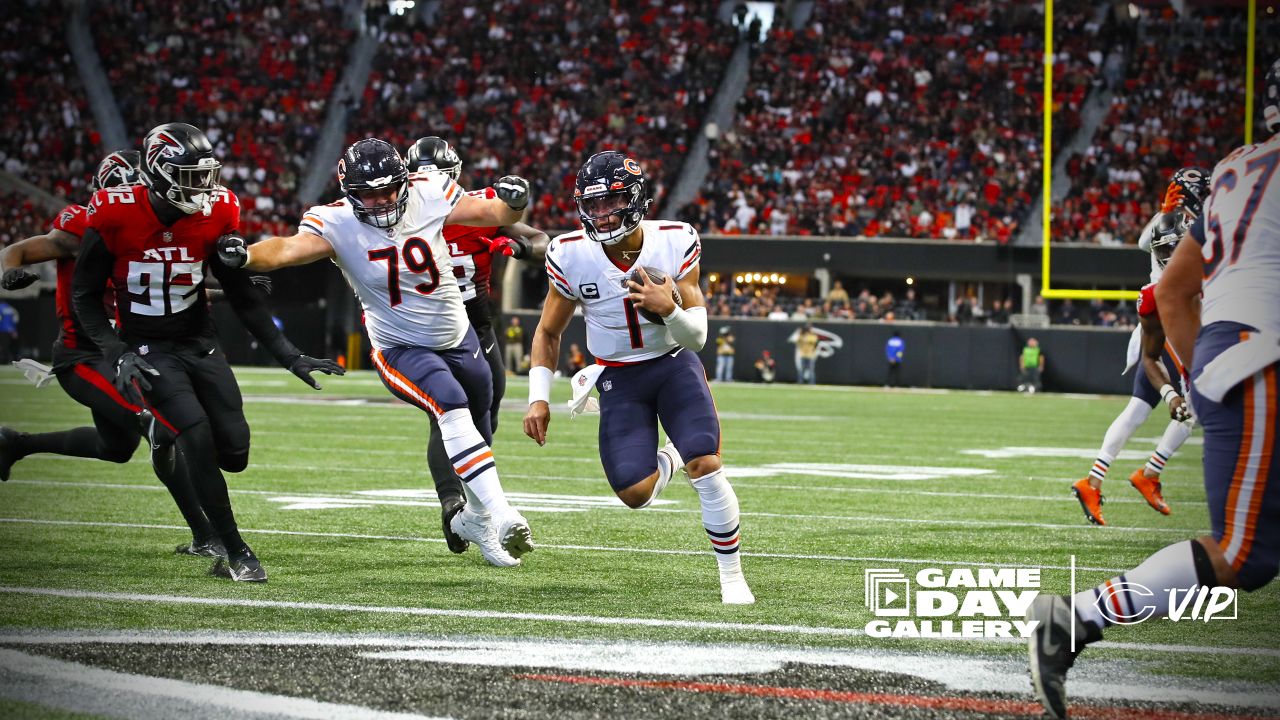 Gameday Gallery: Bears at Falcons