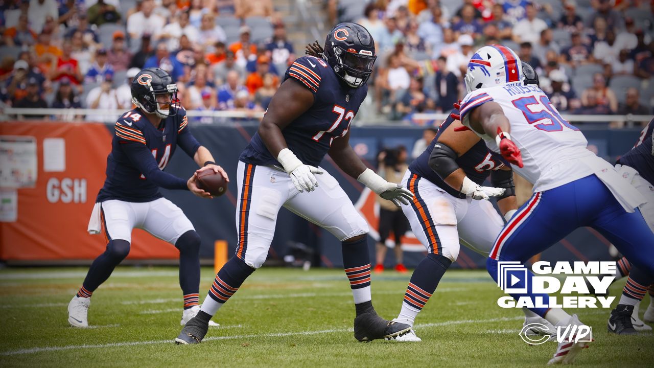 CHICAGO, IL - AUGUST 21: Chicago Bears cornerback Teez Tabor (37) runs in  action during a preseason game between the Chicago Bears and the Buffalo  Bills on August 21, 2021 at Soldier