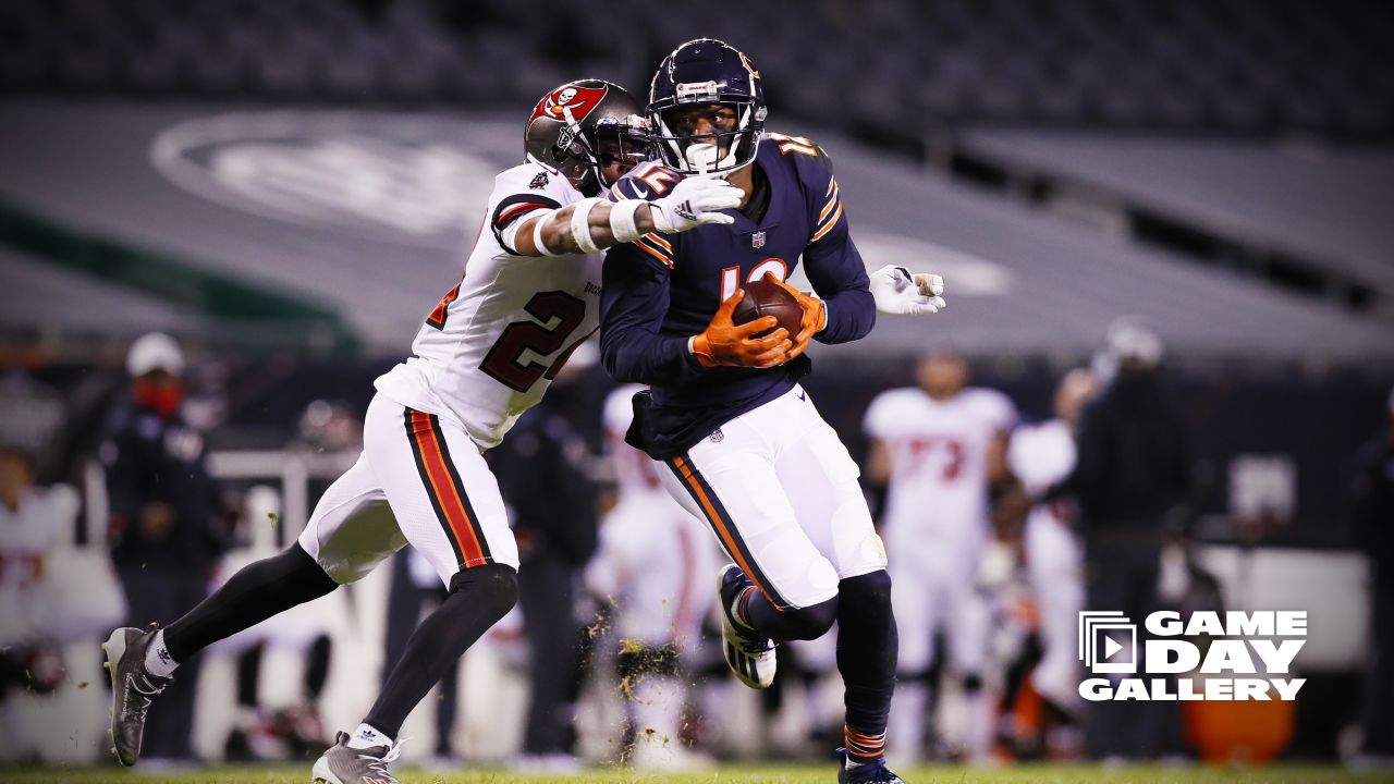 Tampa Bay Buccaneers defeat Chicago Bears 27-17 - Axios Chicago