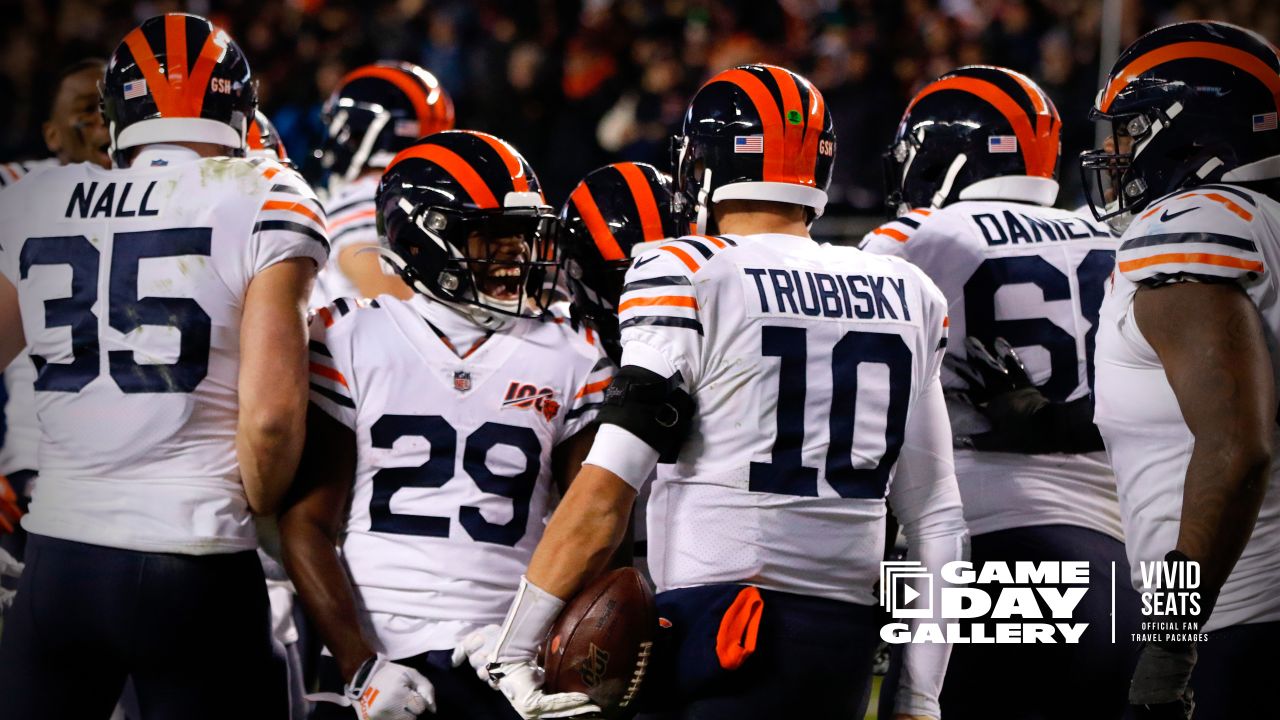 Game Recap: Chicago Bears win third straight, improve to 7-6