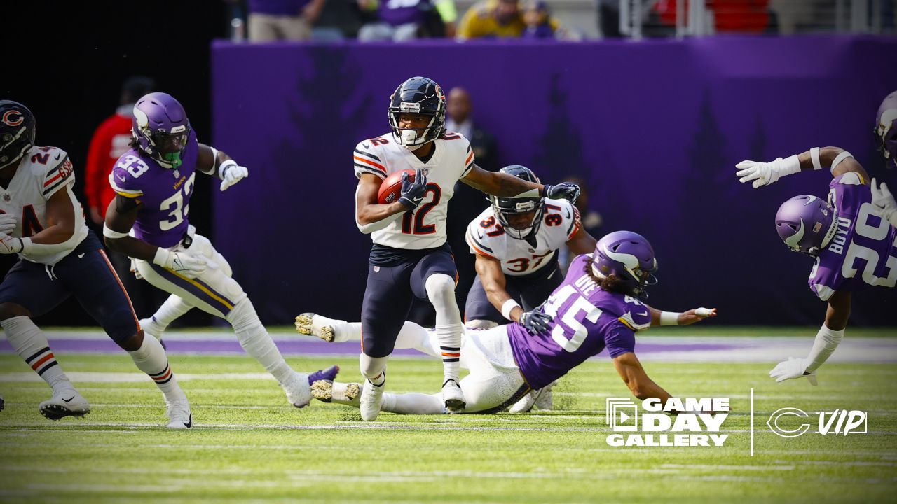 Chicago Bears wide receiver Darnell Mooney (11) runs against the New York  Giants during an NFL football game Sunday, Oct. 2, 2022, in East  Rutherford, N.J. (AP Photo/Adam Hunger Stock Photo - Alamy