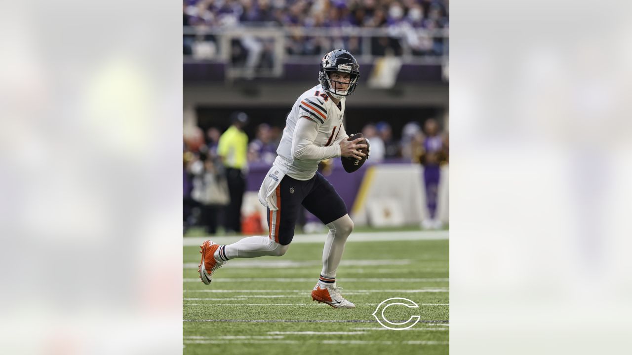 December 18, 2022: Chicago Bears #32 David Montgomery runs in for a  touchdown during a game against the Philadelphia Eagles in Chicago, IL.  Mike Wulf/CSM/Sipa USA(Credit Image: © Mike Wulf/Cal Sport Media/Sipa