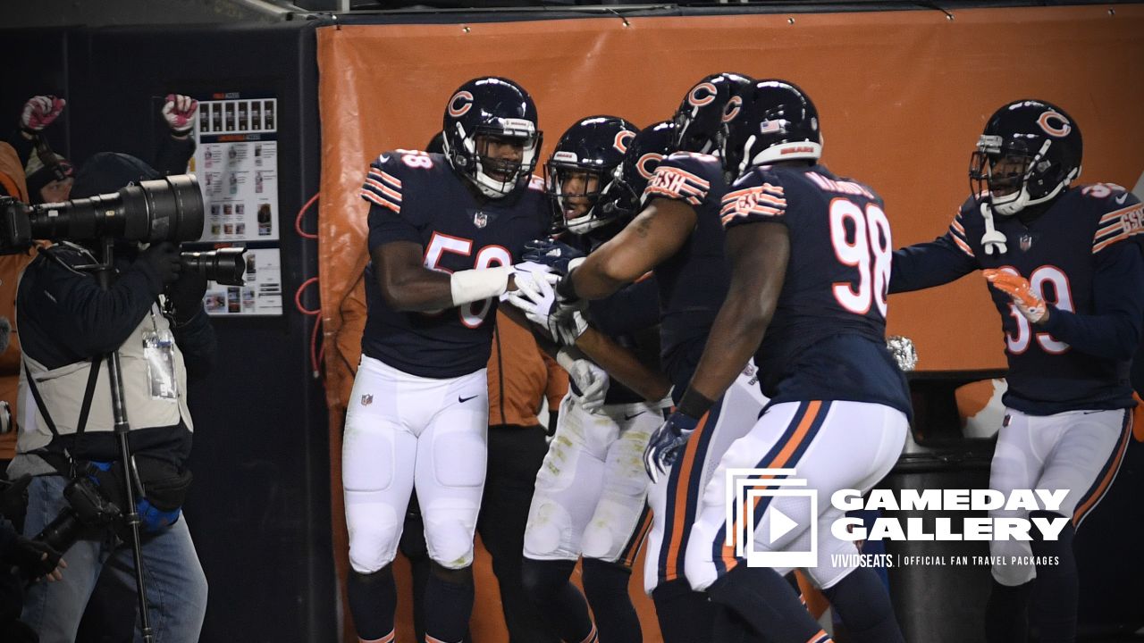 Flashback Friday: Bears defense dominates Rams in primetime