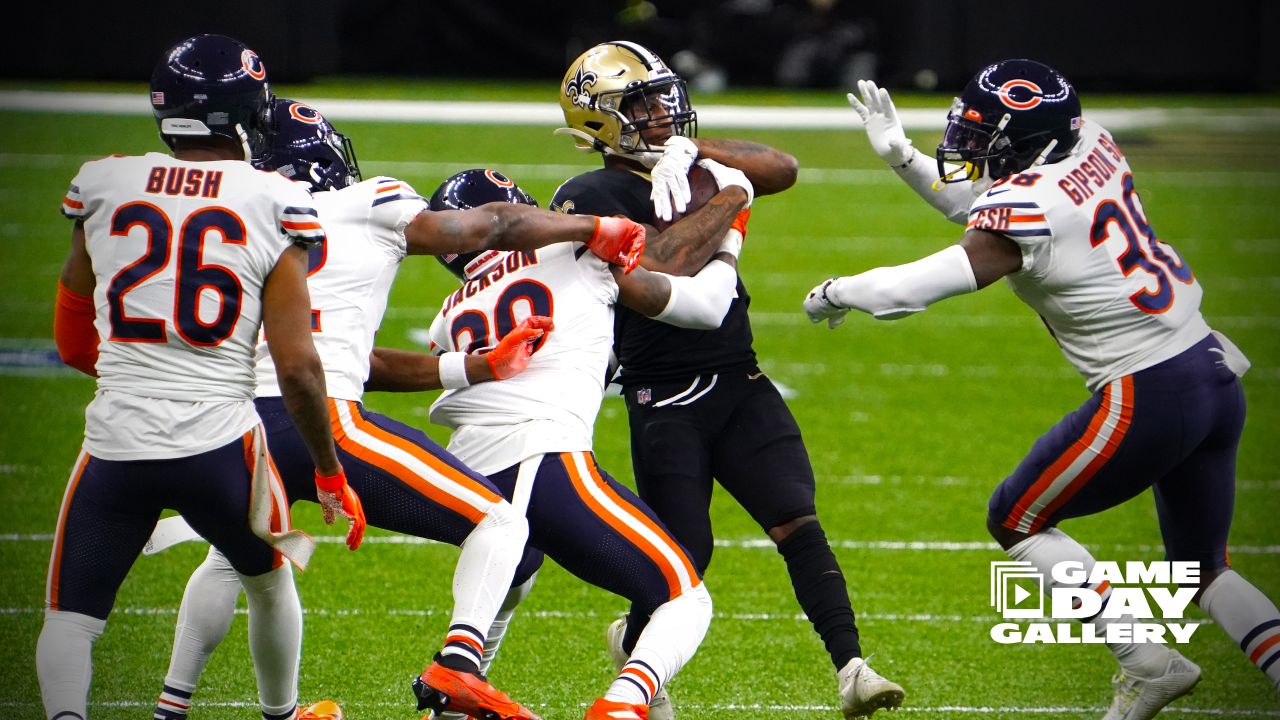 Chicago Bears middle linebacker Manti Te'o (57) during an NFL wild-card  playoff football game against the New Orleans Saints, Sunday, Jan. 10,  2021, in New Orleans. The Saints defeated the Bears 21-9. (