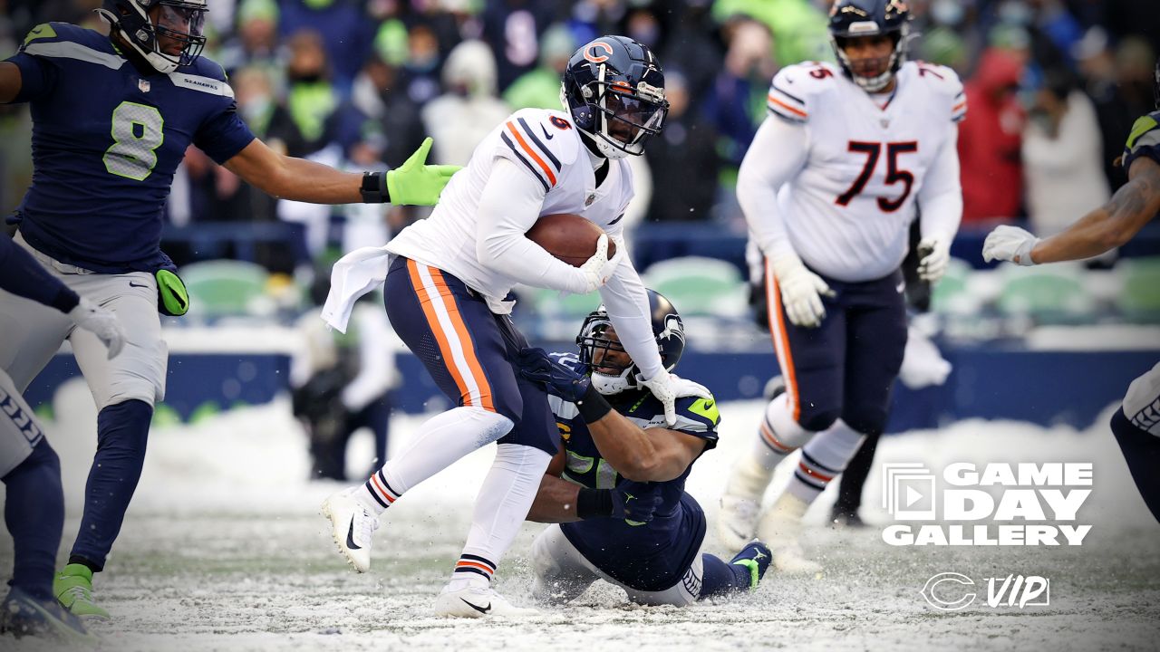 Bears get late magic from Nick Foles to top Seahawks 25-24