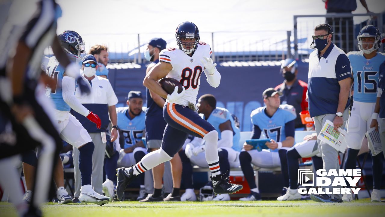 Quick Hits: Chicago Bears struggle behind makeshift offensive line