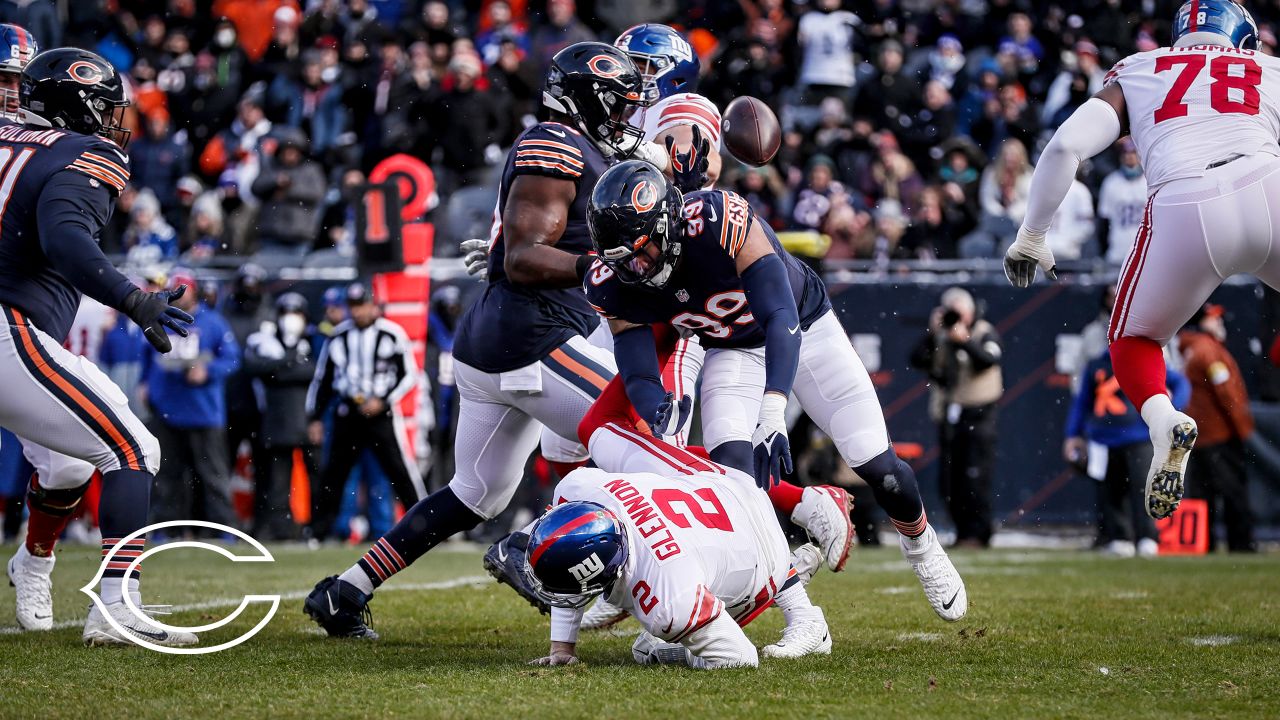 Trevis Gipson named Bears' most improved player of 2021 season