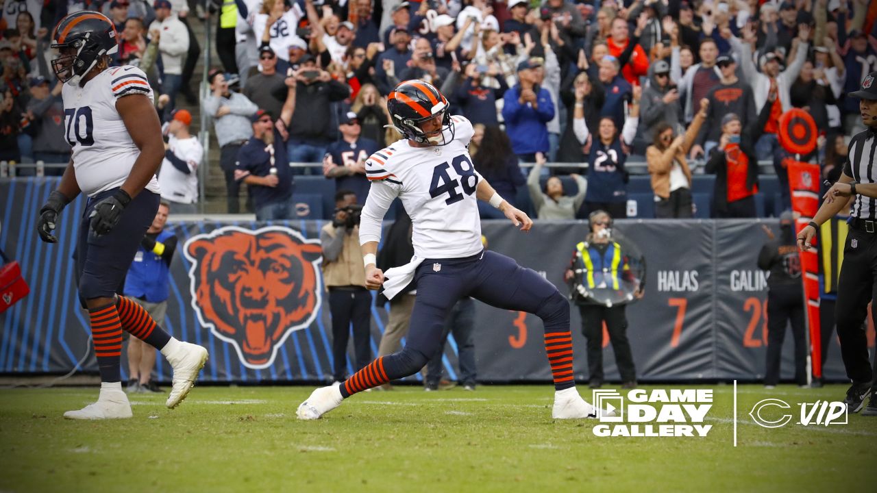 Hamp & O'B 9/25/22: Just Win Baby… Bears take down Texans on Santos' game-winning  field goal 23-20