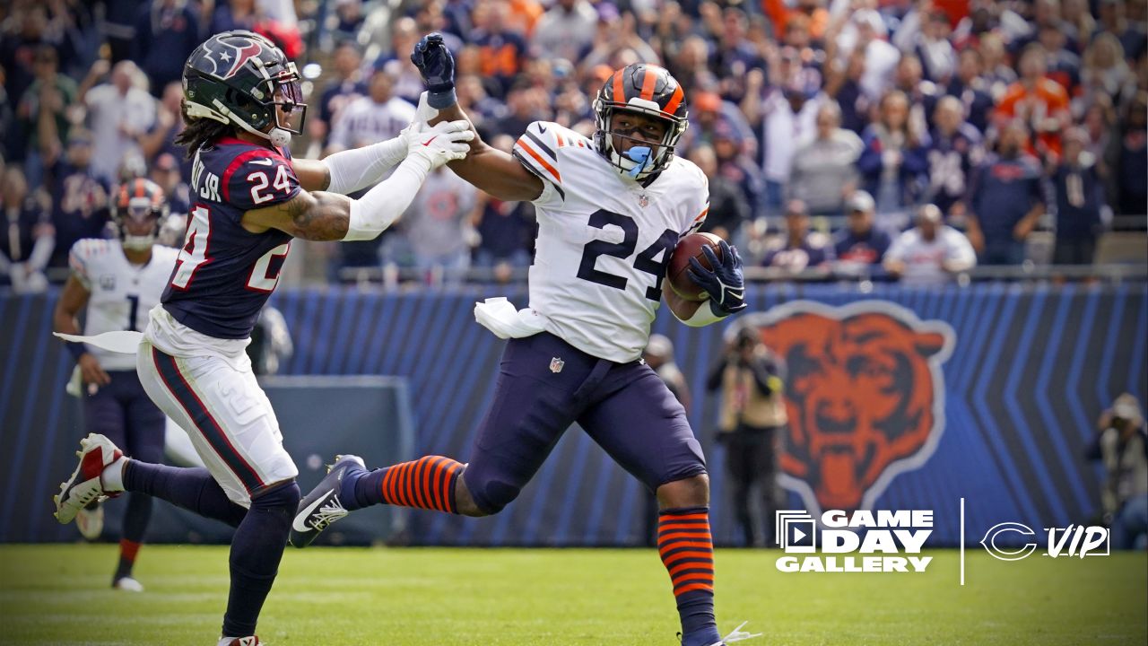 Chicago Bears end six-game skid with victory over the Texans