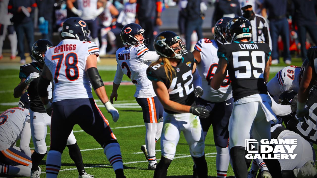 Bears get help from Jaguars in 23-10 win