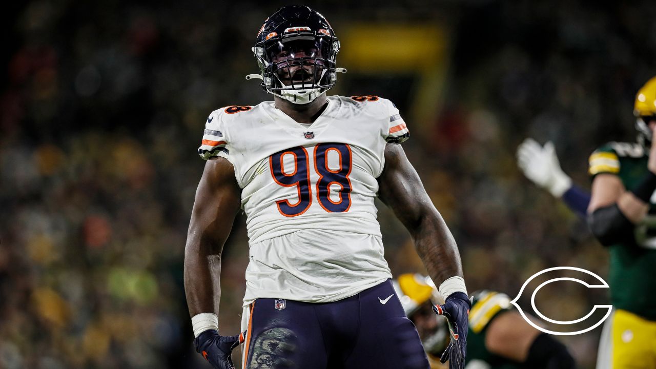 Trevis Gipson named Bears' most improved player of 2021 season