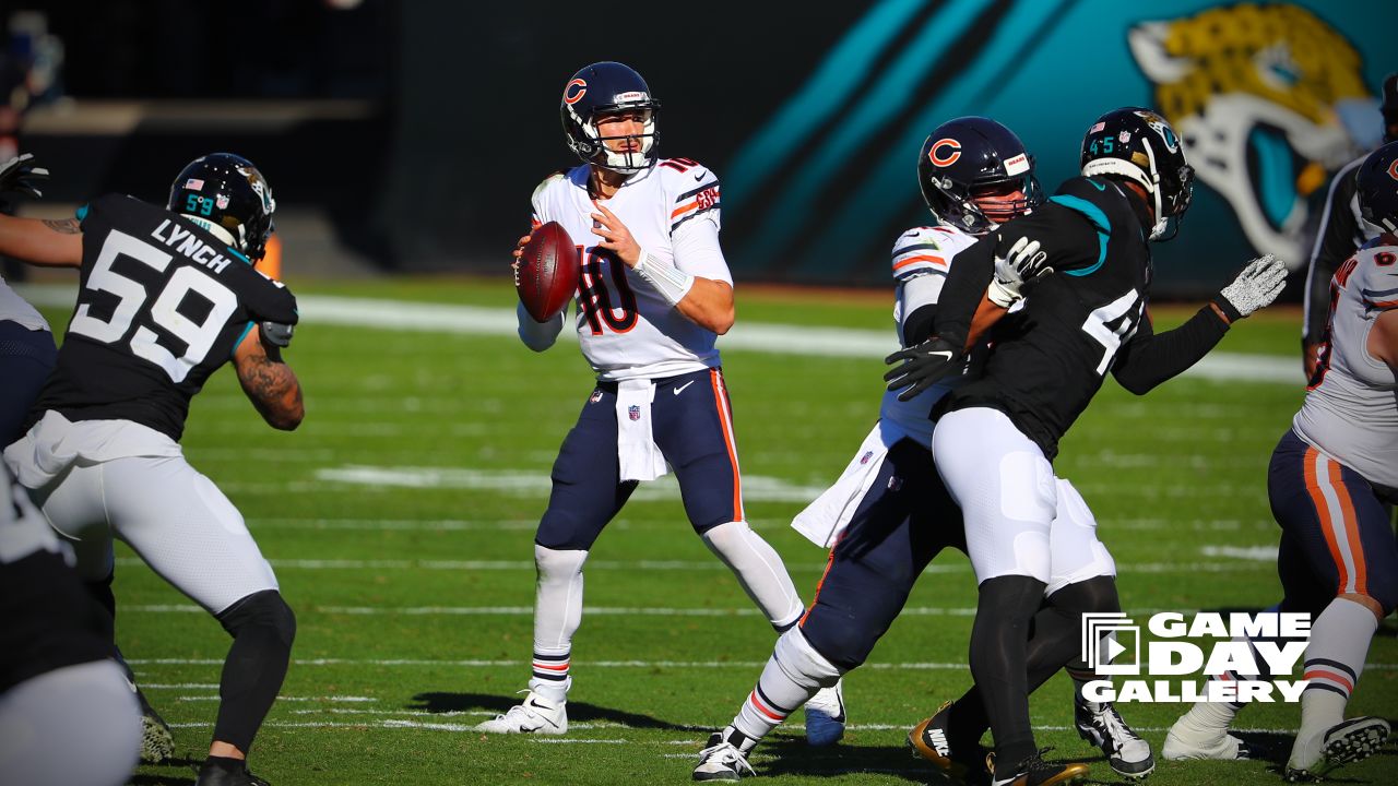 Game Recap: Chicago Bears win third straight game, move into final NFC  playoff spot with 41-17 win over Jacksonville Jaguars