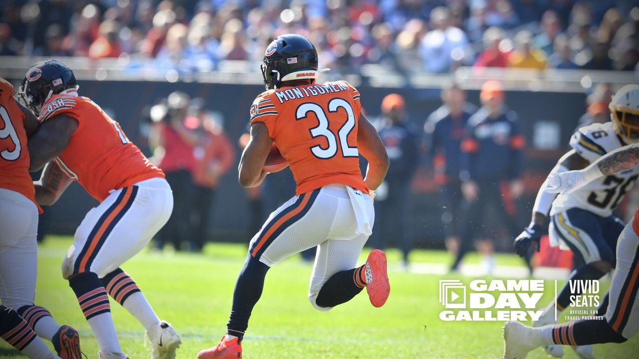 2019 NFL Chicago Bears establish the run, approach offensive mediocrity,  and lose on a field goal in 17 16 home loss to Los Angeles Chargers - Windy  City Gridiron