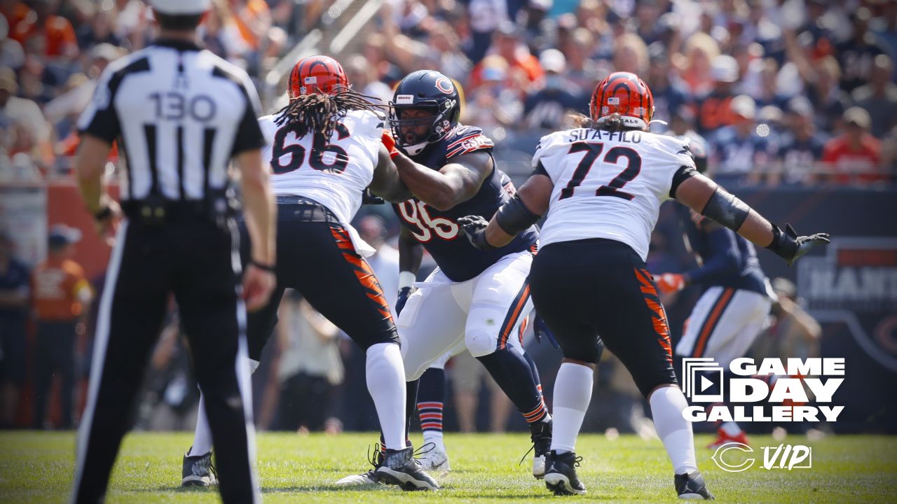 Chicago Bears defensive tackle Khyiris Tonga (95) waits to go into the game  against the Cincinnati Bengals during an NFL football game Sunday, Sept.  19, 2021, in Chicago. The Bears won 20-17. (