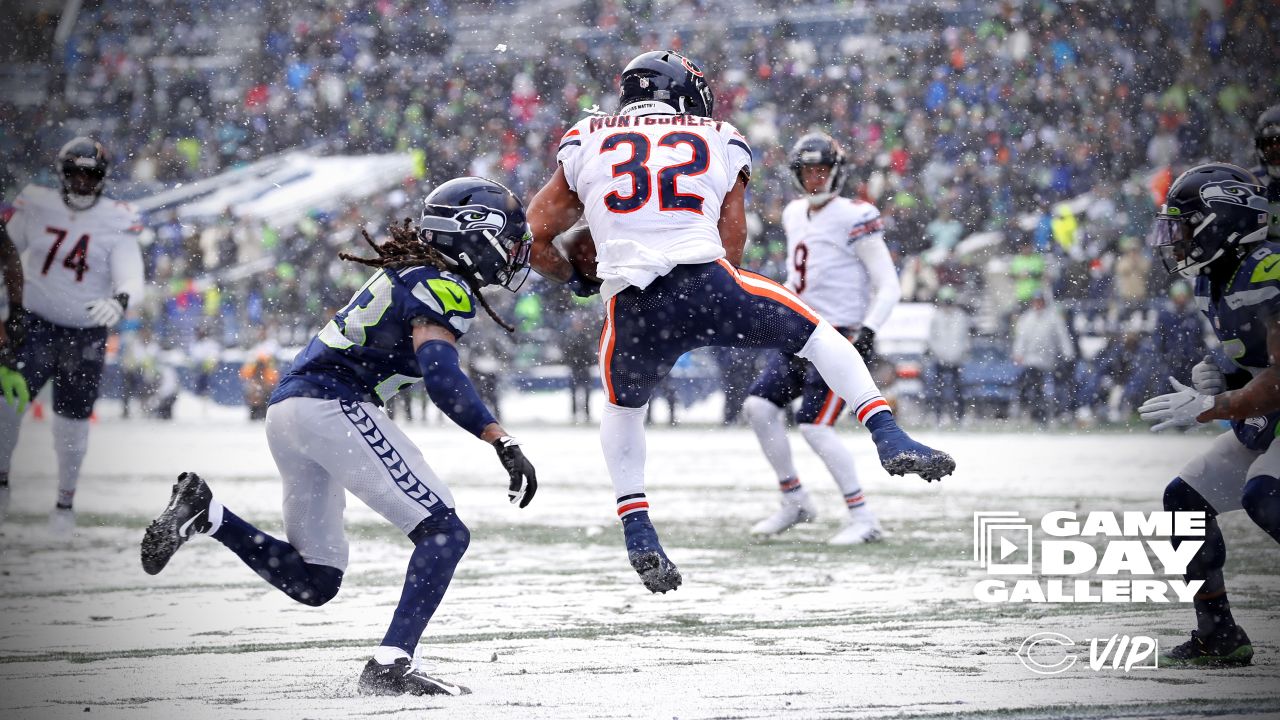 Hamp, O'B and Carm 12/26/21: A Christmas miracle in Seattle, Bears upset  Seahawks 25-24 in the final two minutes