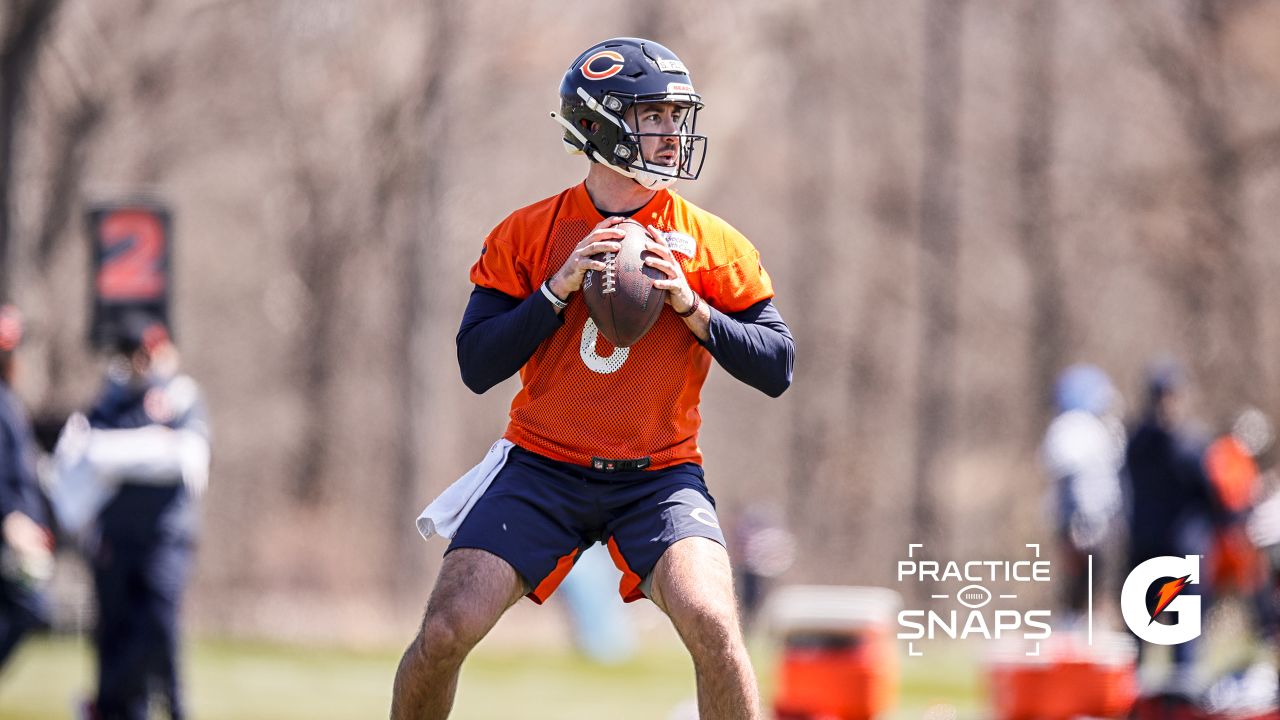 Bears offensive coordinator Luke G  discusses Justin Fields'  development, rookie class & more