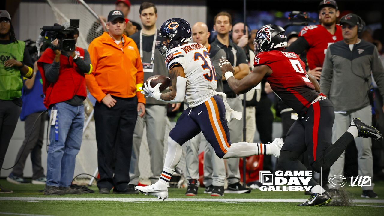 2022 NFL week 11: Chicago Bears offense takes a step-back in fun-deficient  loss to Atlanta Falcons - Windy City Gridiron