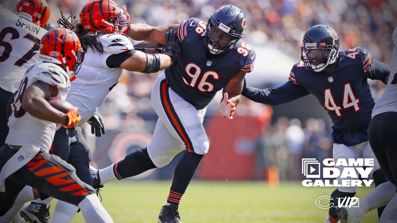 Chicago Bears defensive tackle Khyiris Tonga (95) waits to go into the game  against the Cincinnati Bengals during an NFL football game Sunday, Sept.  19, 2021, in Chicago. The Bears won 20-17. (