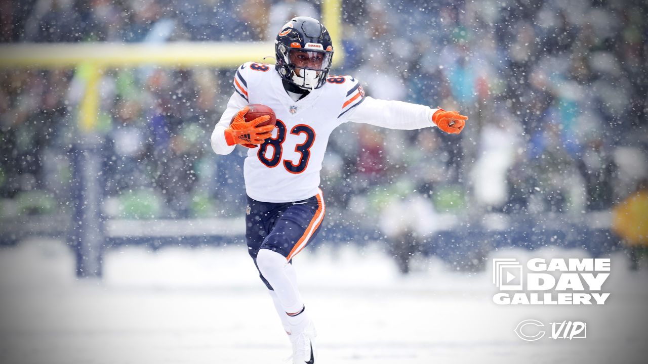 Chicago Bears Score and Recap (Week 16): Bears 25, Seahawks 24 - Snow  Problem, Bears Win on Dramatic Two-Point Conversion - Bears Insider