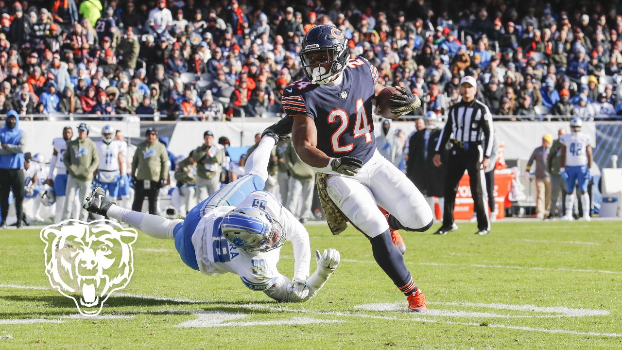 Chicago Bears wide receiver Dante Pettis (86) runs beside Cleveland Browns  safety D'Anthony Bell (37)