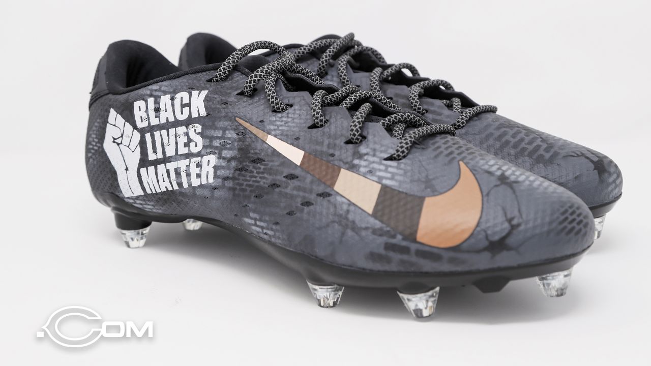 My Cause My Cleats: How Chicago Bear Anthony Miller is Representing IBD –  lights camera crohn's