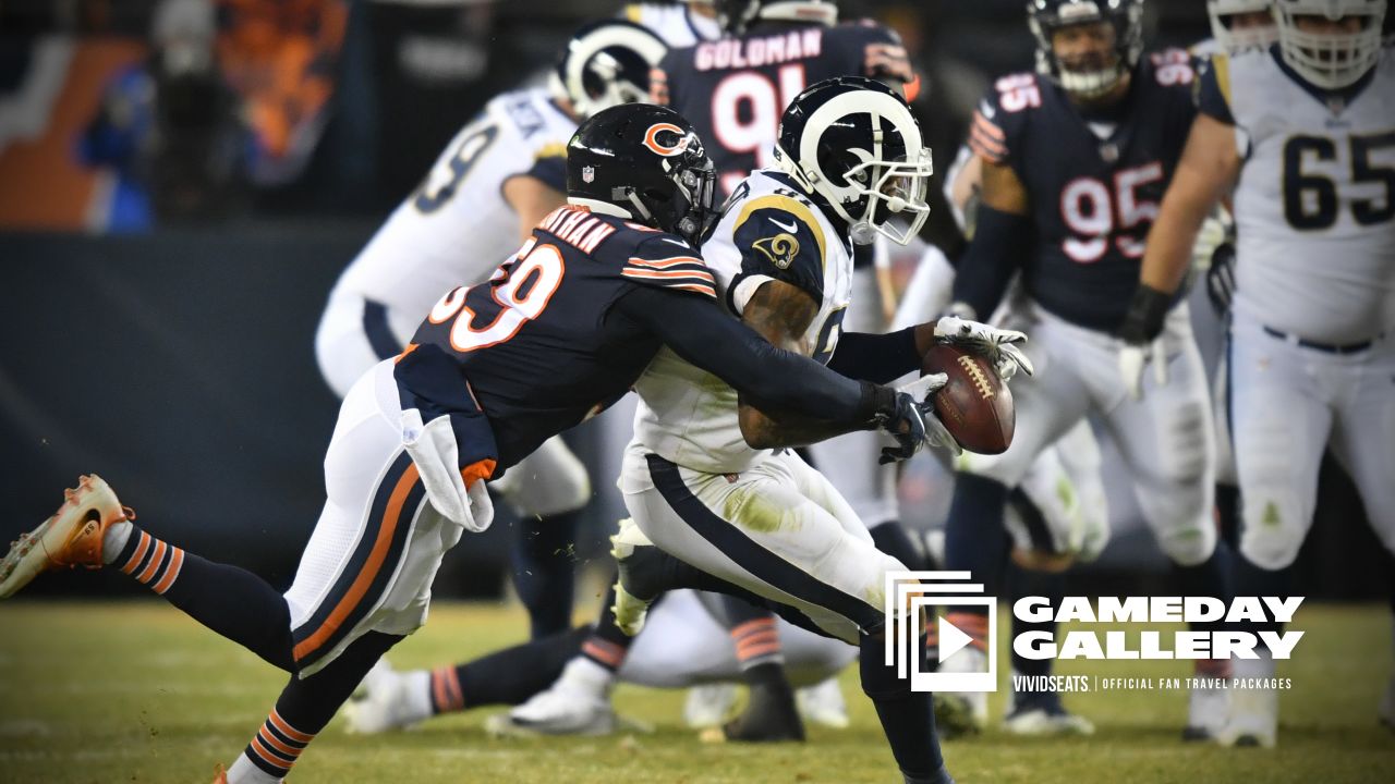 Flashback Friday: Bears defense dominates Rams in primetime