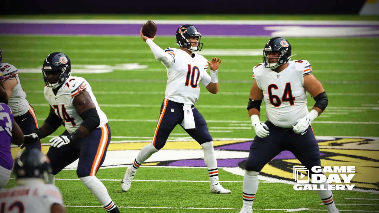 Chicago Bears offensive tackle Riley Reiff (71) works during the first half  of an NFL football game against the Atlanta Falcons, Sunday, Nov. 20, 2022,  in Atlanta. The Atlanta Falcons won 27-24. (