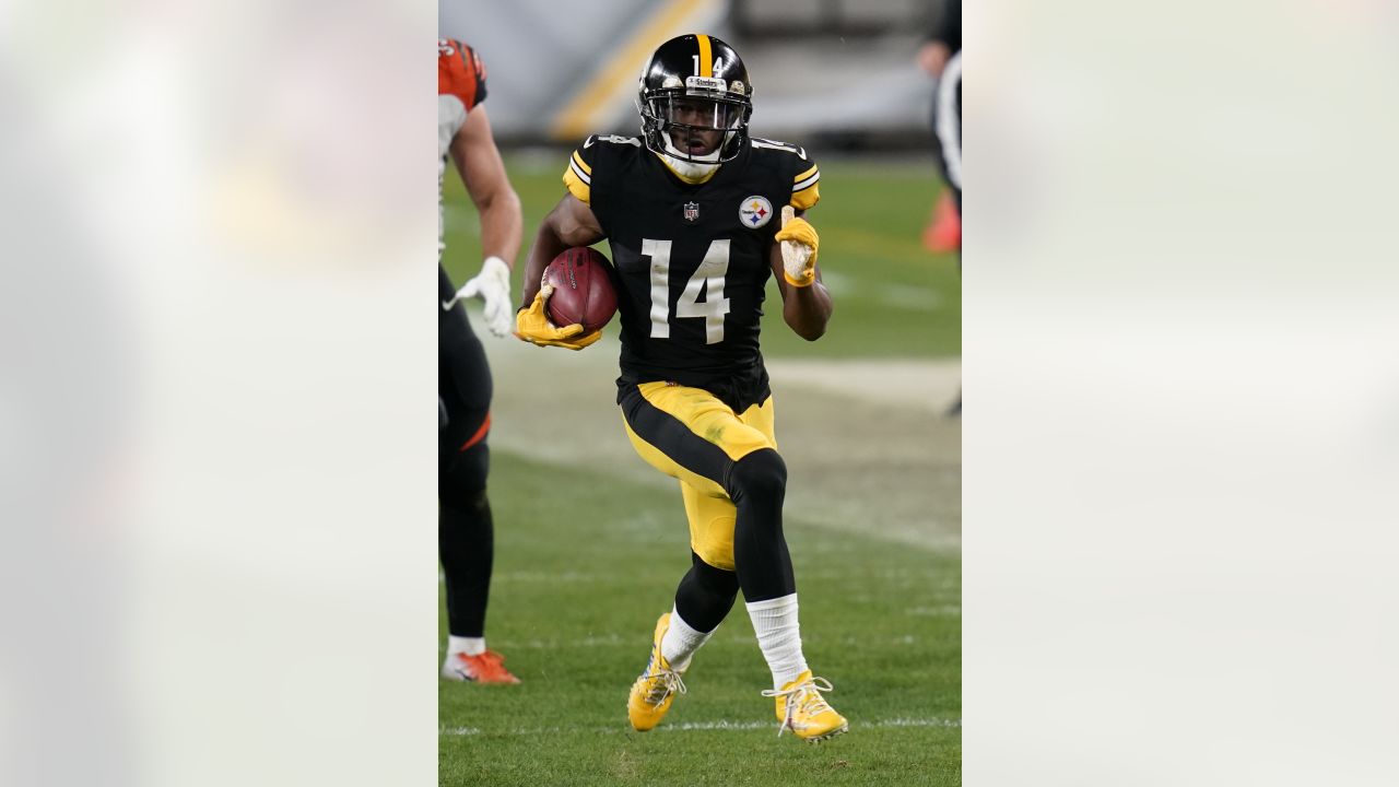 Steelers pull away in second half to beat Cincy