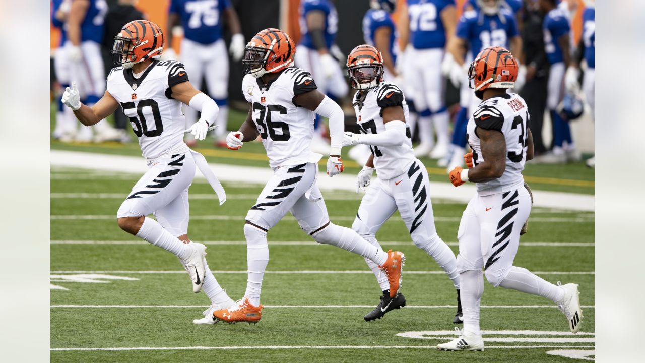 New York Giants linebacker Tomon Fox (49) during an NFL preseason football  game against the Cincinnati Bengals, Sunday, Aug. 21, 2022 in East  Rutherford, N.J. The Giants won 25-22. (AP Photo/Vera Nieuwenhuis