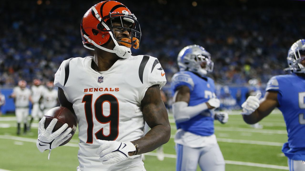 Cincinnati Bengals wide receiver Auden Tate (19) is brought down on the  carry during an NFL football game against the Jacksonville Jaguars,  Thursday, Sept. 30, 2021, in Cincinnati. (AP Photo/Emilee Chinn Stock