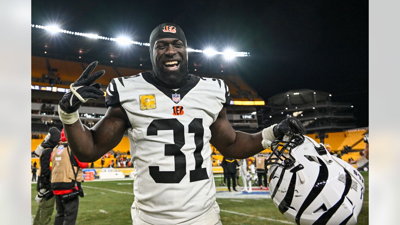 Photos: Bengals Beat the Steelers at Acrisure Stadium